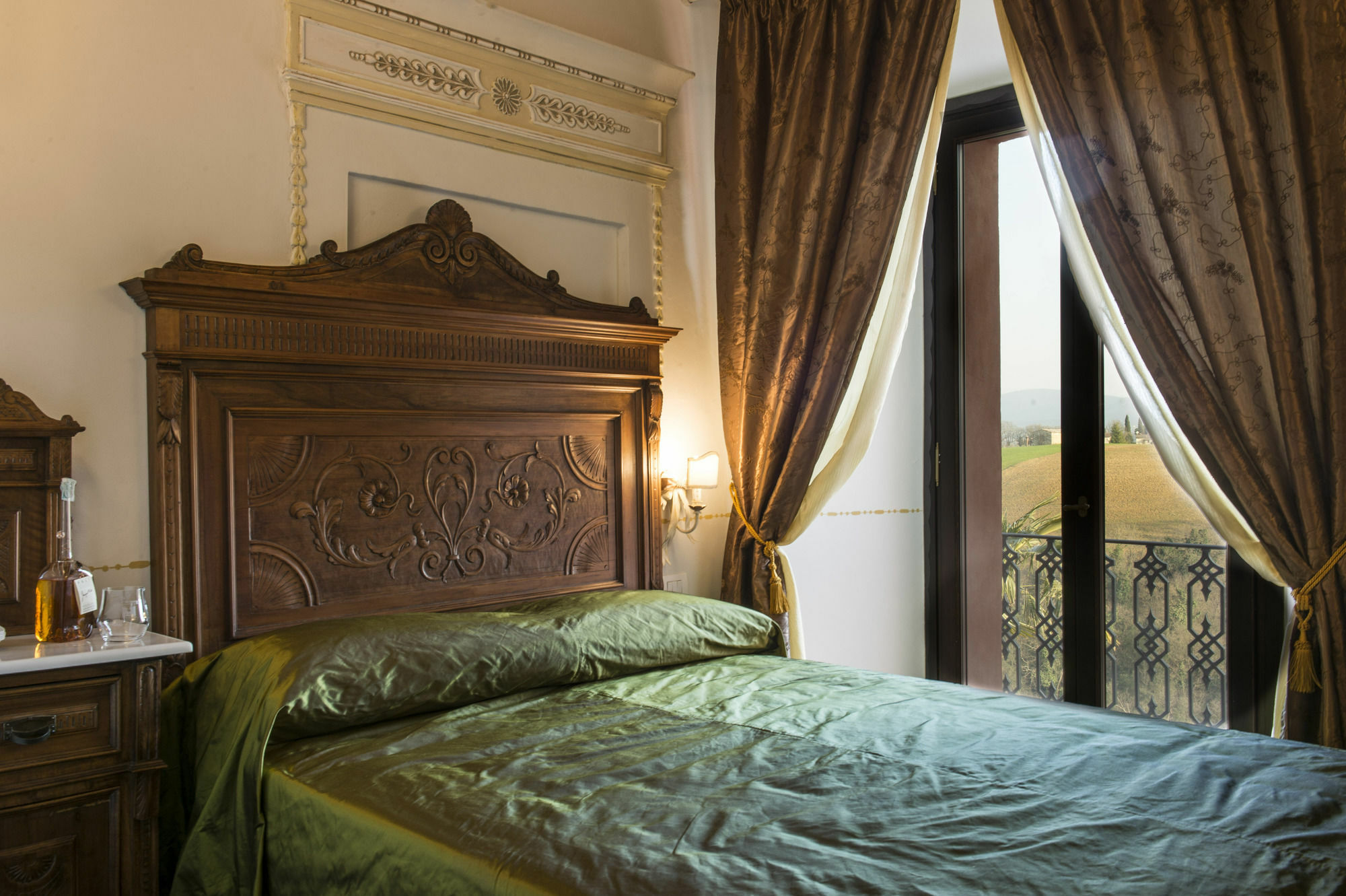 Отель Palazzo Pacini Колле-ди-Валь-д'Эльса Экстерьер фото